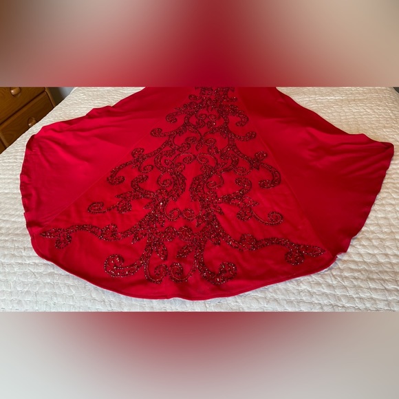 JVN by Jovani RED PROM Dress/Gown - Picture 5 of 12